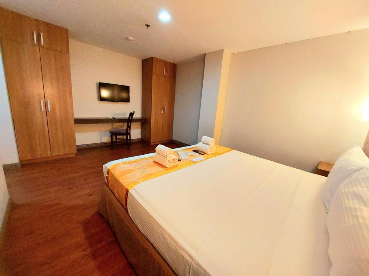 Tagaytay Hotel Sixb Тагайтай Экстерьер фото