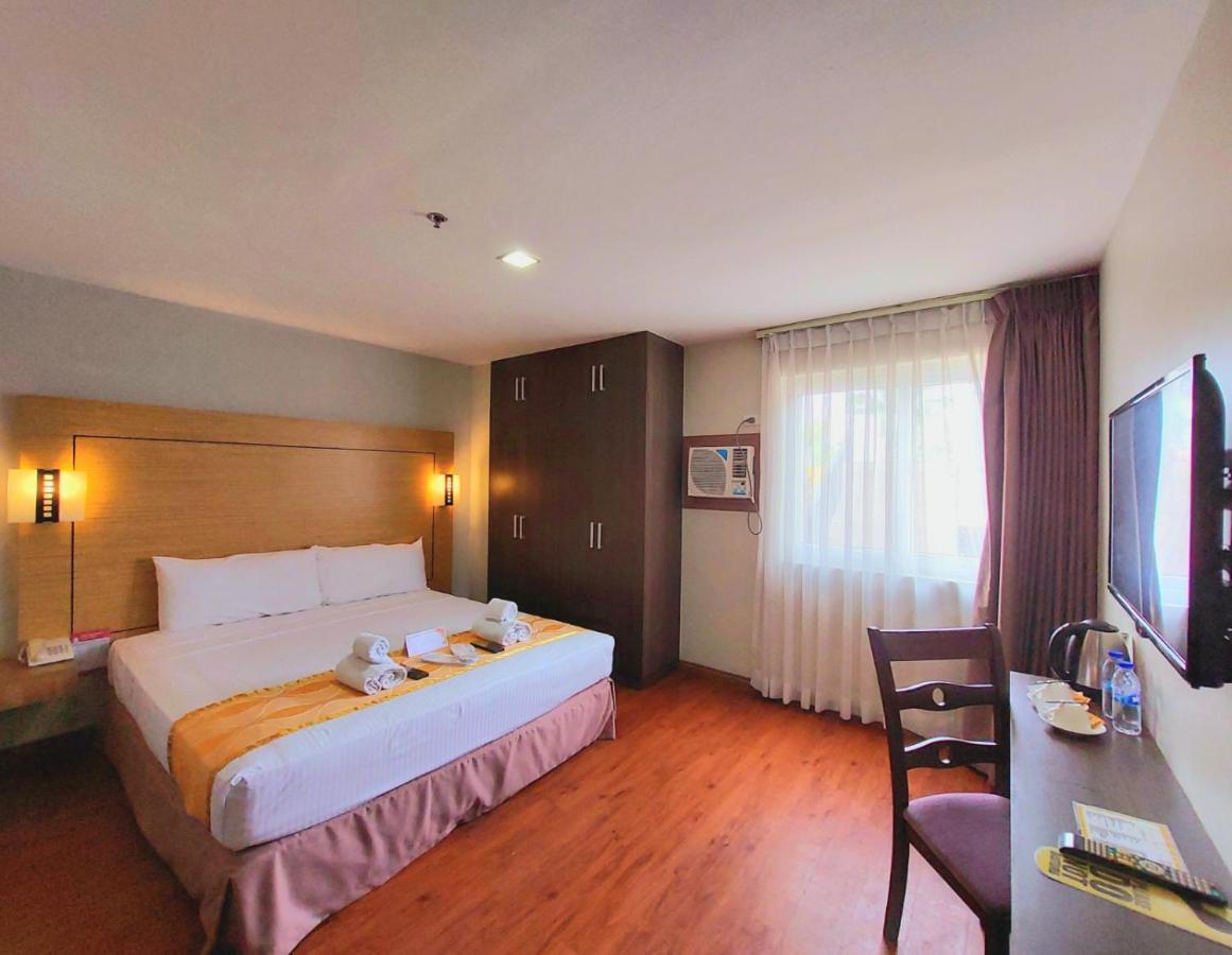 Tagaytay Hotel Sixb Тагайтай Экстерьер фото