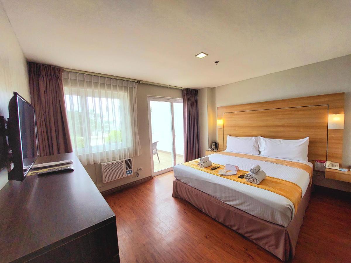 Tagaytay Hotel Sixb Тагайтай Экстерьер фото